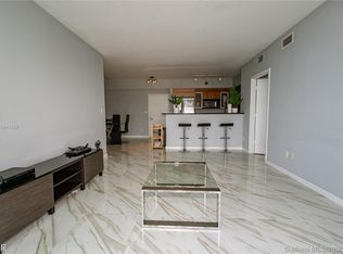 335 S Biscayne Blvd APT 4208, Miami, FL 33131