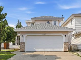 1225 Kane Wynd NW, Edmonton, AB T6L 6X7