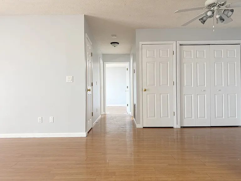 1713 N Spring St #5 — Photo 21