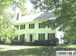 9208 Hood Rd, Charlotte, NC 28215