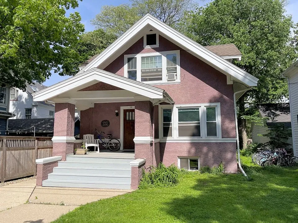 11 N Spooner St