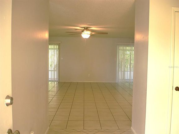 4th image of 10123 Mason Dixon Cir