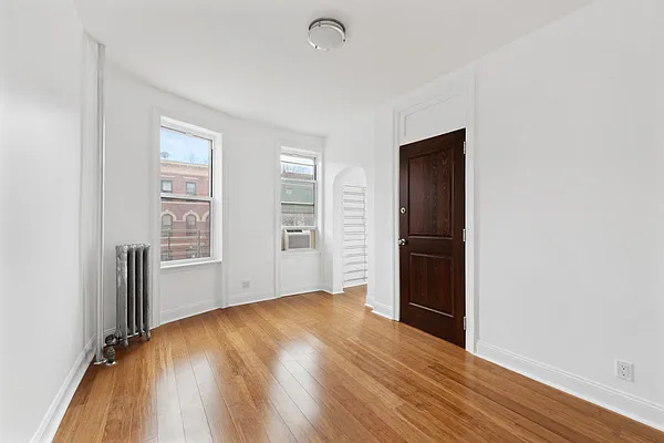 Rented by Highline Residential | media 8