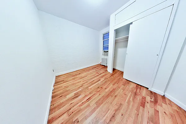 Rented by CitySites Real Estate Group | media 9