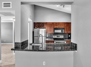 2881 N Oakland Forest Dr APT 212, Fort Lauderdale, FL 33309