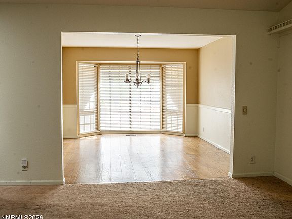 5th image of 2285 Hedgewood Dr
