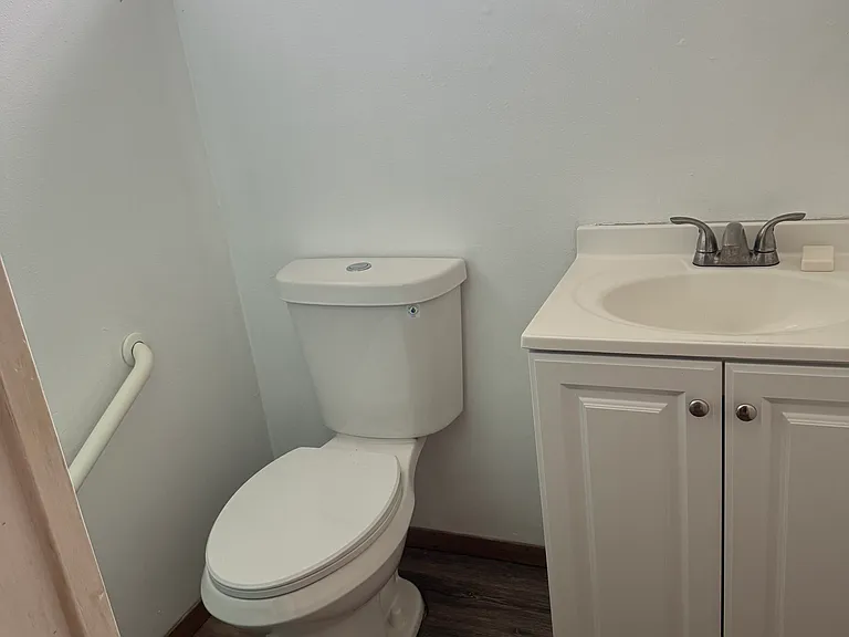 Ainaola Dr — Photo 5