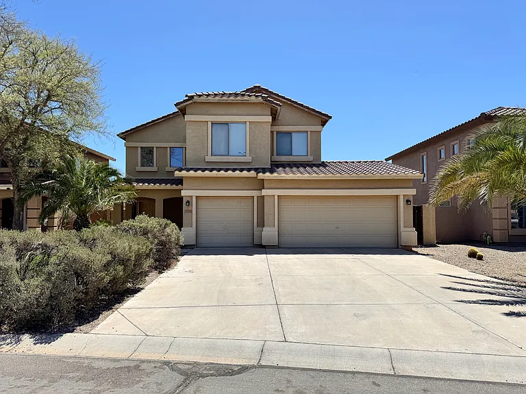 27989 N Muscovite Dr — Photo 2