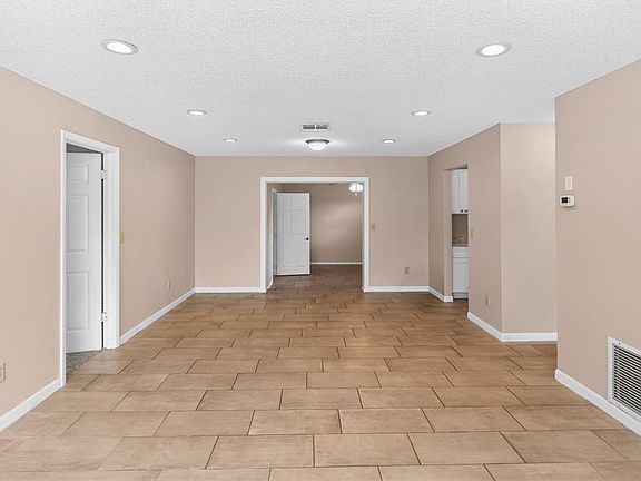4th image of 2638 BEAL STREET
