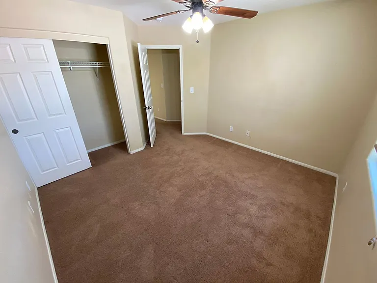 3589 Bella Valencia Ct — Photo 13