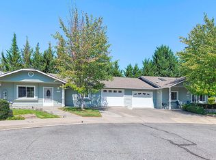 2028-2030 Duke Ct, Grants Pass, OR 97527