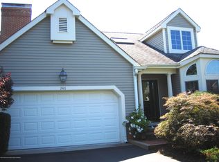 246 Whispering Woods Ct, Little Silver, NJ 07739