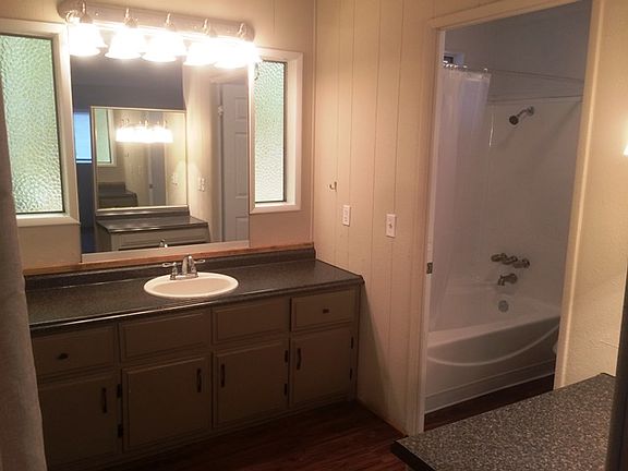 14049 Pineland Cir02_12092015