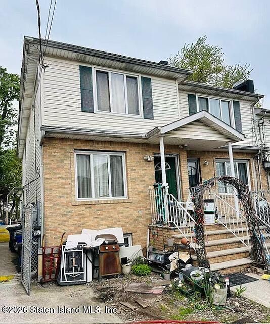 1st image of 24 Caroline St