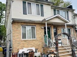 24 Caroline St, Staten Island, NY 10310