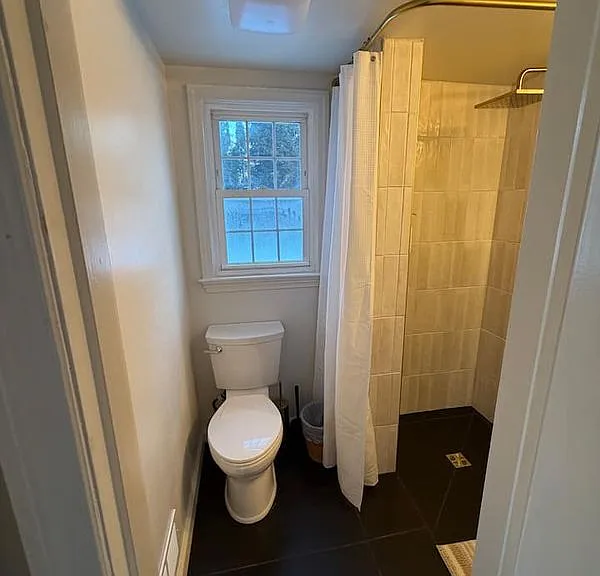 135 Winthrop Ave — Photo 7