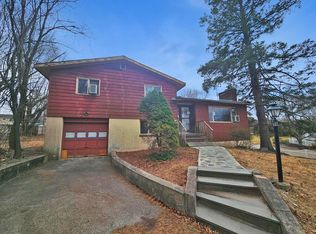 116 Juniper Hill Rd, White Plains, NY 10607