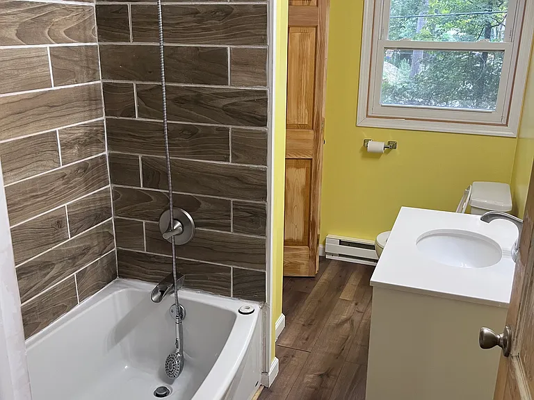 176 Lake Rd #3 — Photo 3