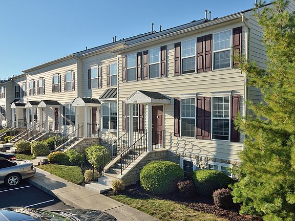3rd image of 7056 Monarchos Dr