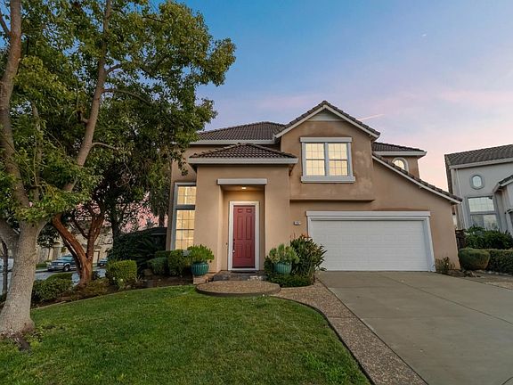 2nd image of 3207 Lakemore Ct