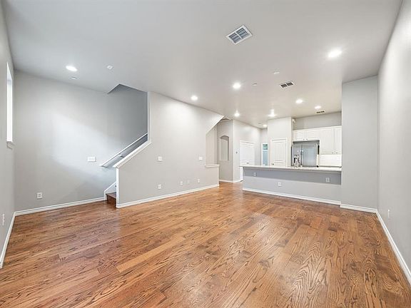 2nd image of 4315 Holland Ave #7