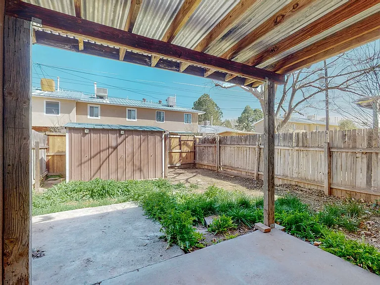 6108 Calle Nueve NW — Photo 27