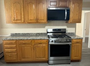 23 Endicott St APT 2, Worcester, MA 01610