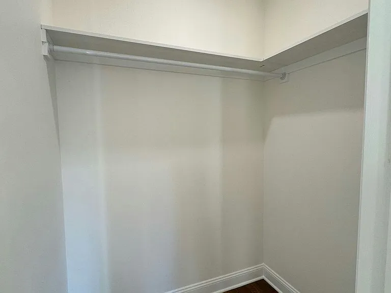 84 Grove St — Photo 32