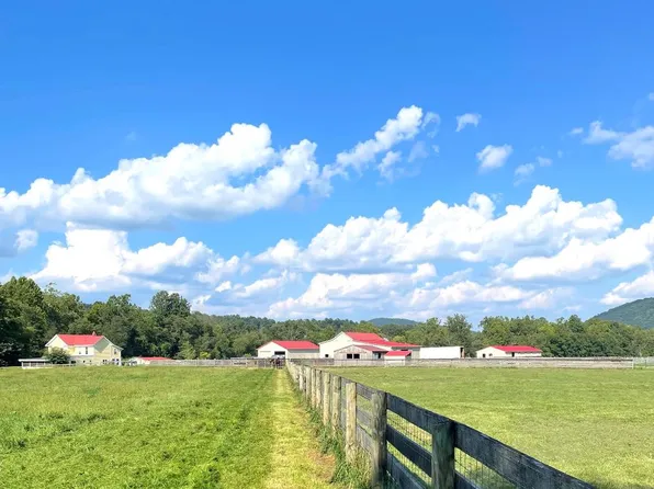 15095 Little Dry River Rd, Fulks Run, VA 22830