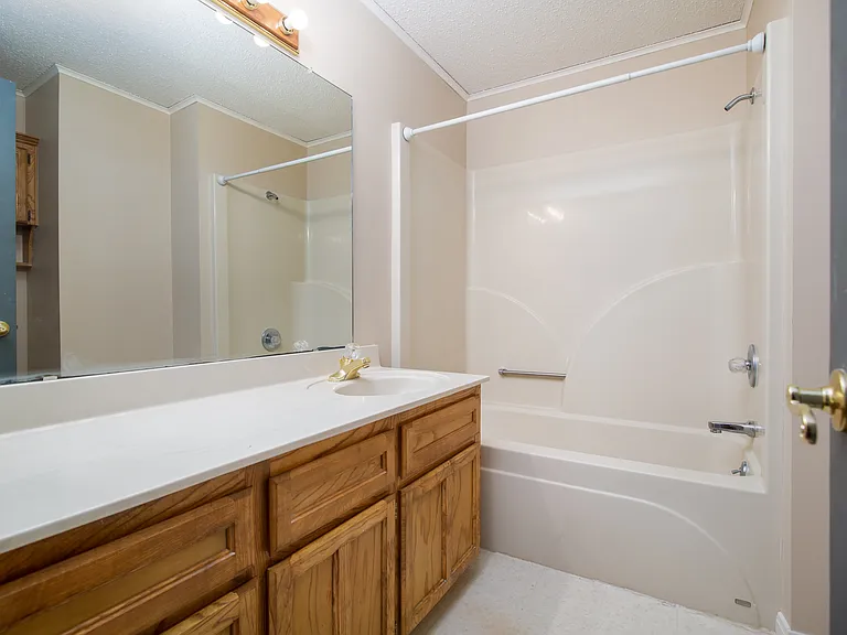 8355 Highway 71 N — Photo 15