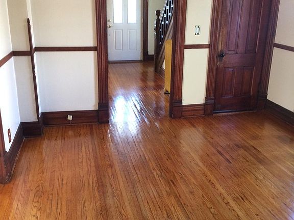 5th image of 947 N Seminary St