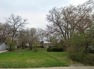 (Undisclosed Address), Downers Grove, IL 60516