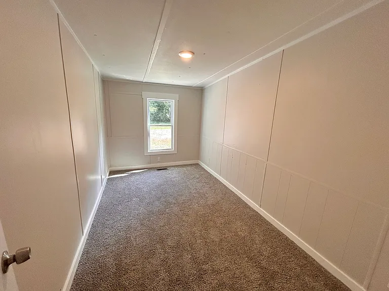415 Old Statesville Rd — Photo 14