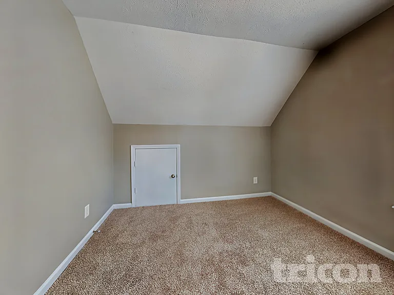 700 Holland Ridge Dr — Photo 9