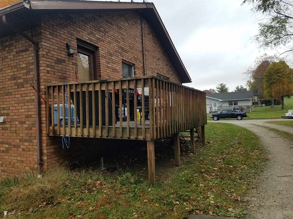 2nd image of 1357 Maple Leaf Dr
