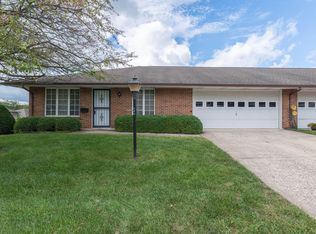 704 Grandview Dr, Springfield, OH 45503