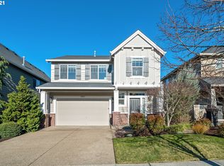 16532 SE Windswept Waters Dr, Damascus, OR