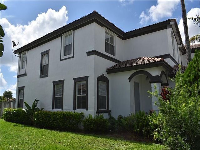 1st image of 7801 NW 114th Pl