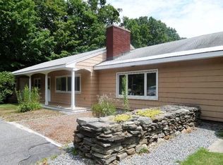 40 Townsend St, Pepperell, MA 01463