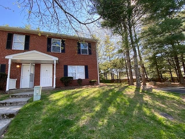 1st image of 247 Pheasant Run Dr