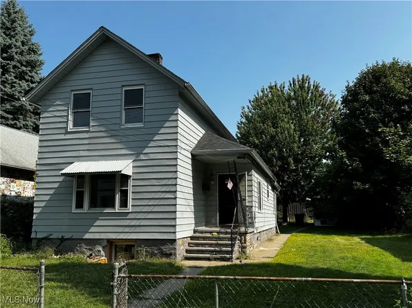 7503 Spafford Rd, Cleveland, OH 44105