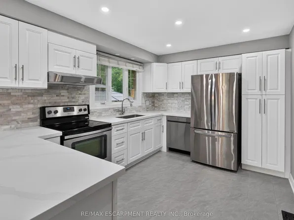 294 Jones Rd #1, Hamilton, ON L8E 5L8