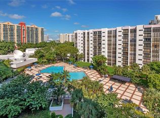 16919 N Bay Rd APT 620, Sunny Isles Beach, FL 33160