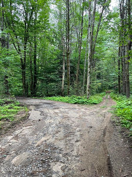 3rd image of L59 Centerline Road
