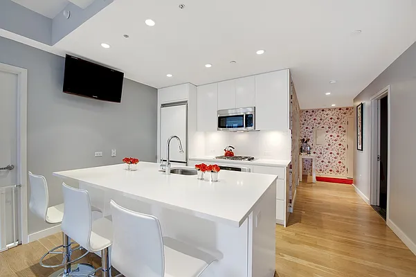 Sold by Nest Seekers International | media 18