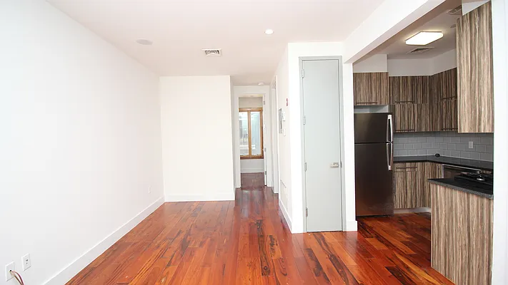 Rented by Nooklyn NYC LLC | media 28