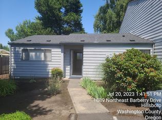 1955 NE Barberry Dr APT J, Hillsboro, OR