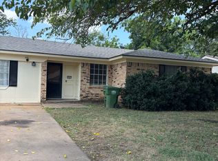 2903 NE 10th St, Mineral Wells, TX 76067