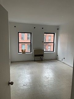1st image of 24 Ludlow St APT 2