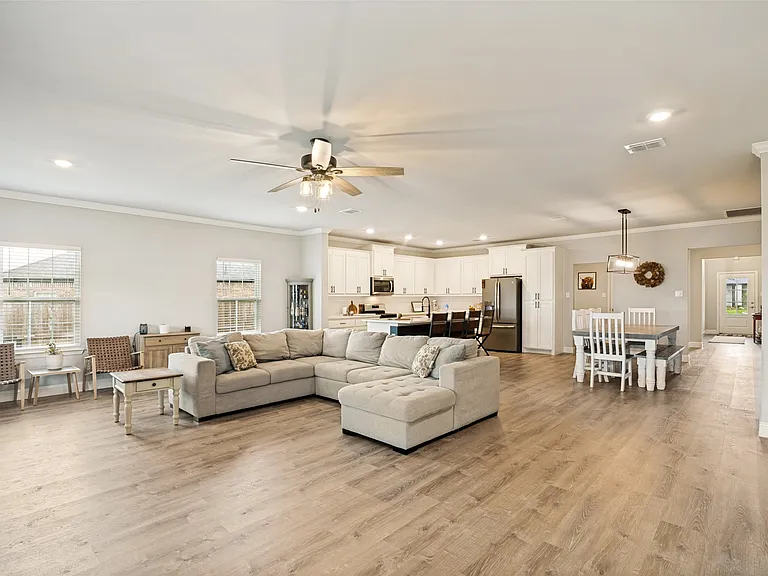 439 Cyprus Grove Dr — Photo 6